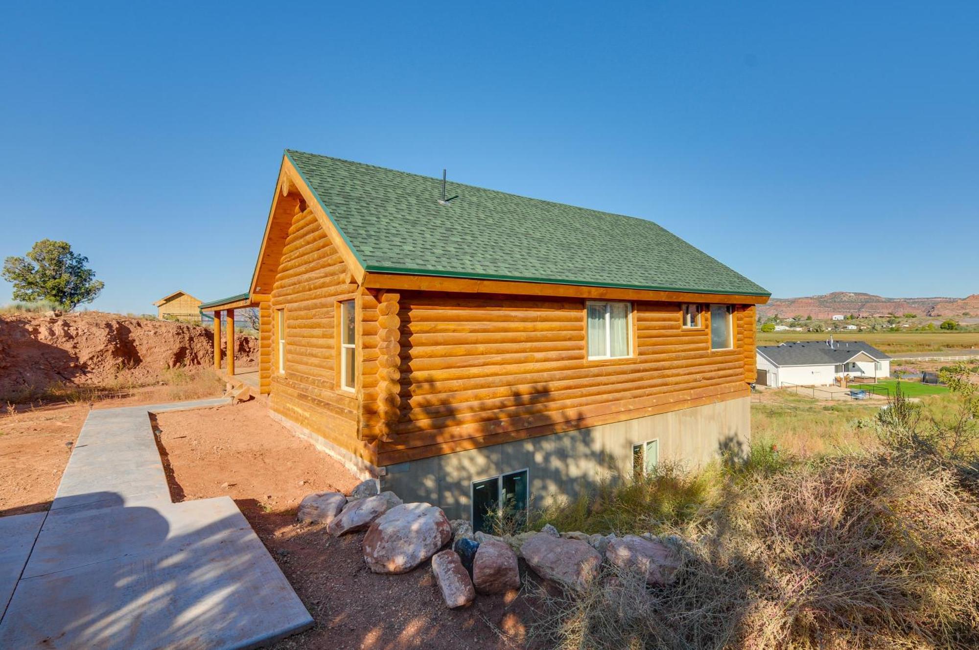 The Cliffrose Cabin - Hike, Relax, Explore! Kanab Eksteriør billede